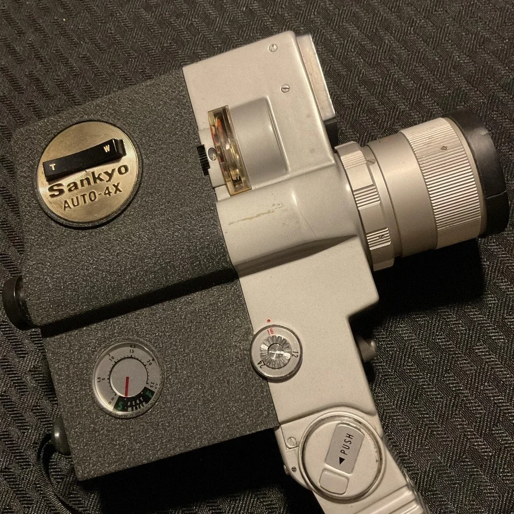 Vintage Sankyo Auto-4X Zoom Reflex 8mm Movie Camera Silver W/ Case Japan
